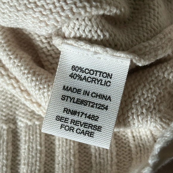 Moon & Madison Sweater Womens L  White American Flag Cropped Boxy Patriotic USA - Picture 5 of 7